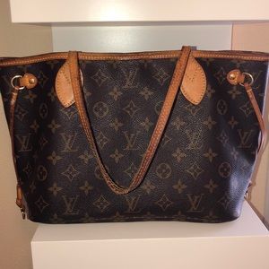 Louis Vuitton Neverfull PM